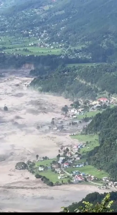 तिब्बतबाट भोटेकोशीमा ठूलो बाढी, रसुवागढीमा क्षति; त्रिशूली तटीय क्षेत्रमा सतर्कता